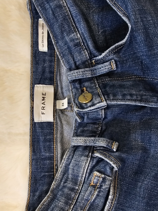 Frame Denim Denim - FRAME Le Skinny de Jeanne Jeans Size 24 Distressed Raw Hem